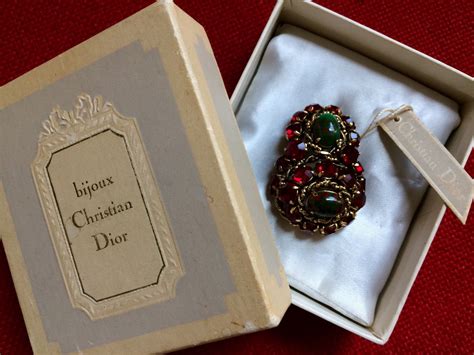 christian dior scatole bijoux vintage|christian dior brooches.